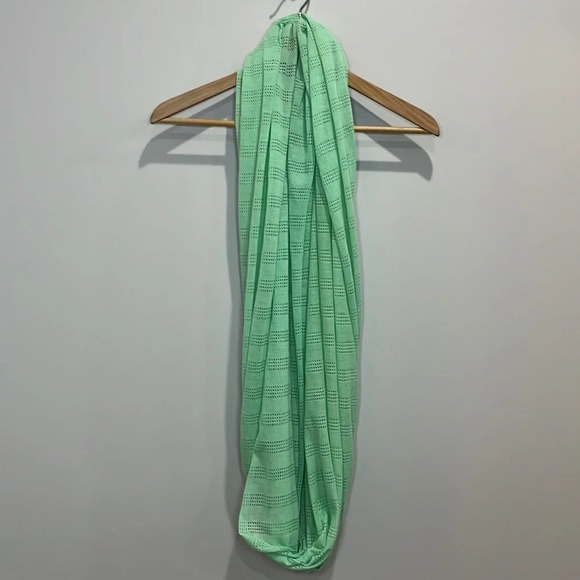 Loop Infinity Scarf Pale Mint Green Casual Lightweight OS - Picture 4 of 6
